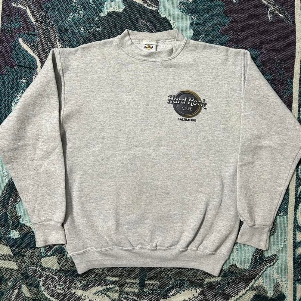Y2K Hard Rock Cafe Baltimore Sweater